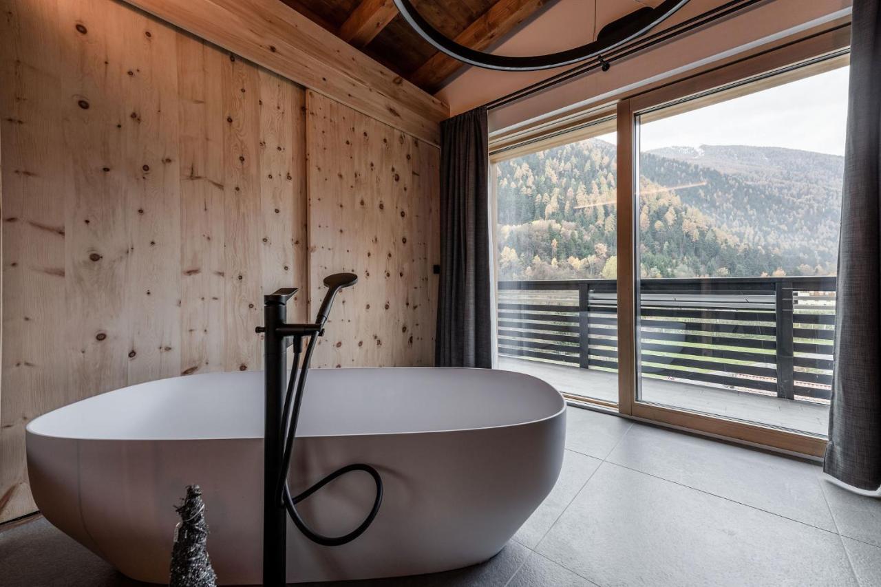 Nidaris - Luxury Private Spa Suites Malè Екстериор снимка