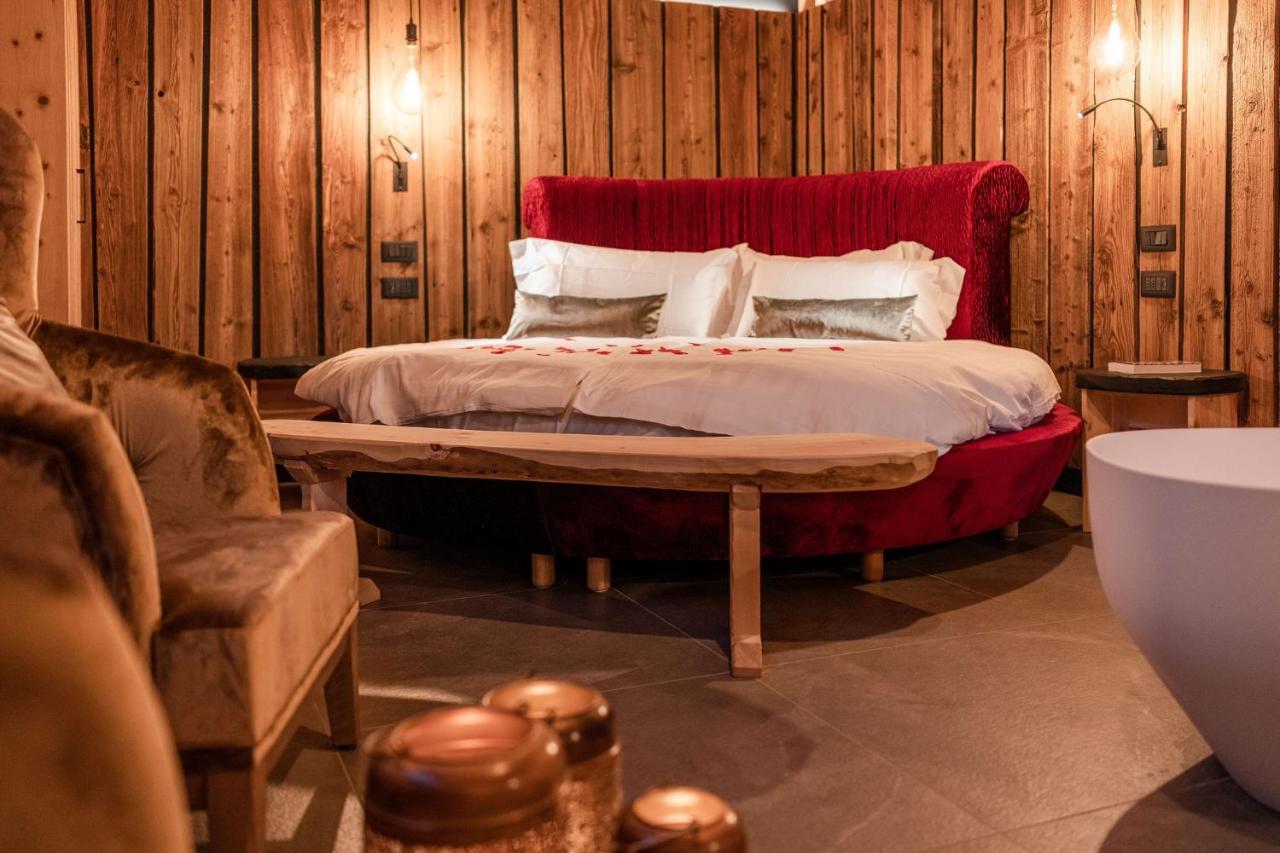 Nidaris - Luxury Private Spa Suites Malè Екстериор снимка