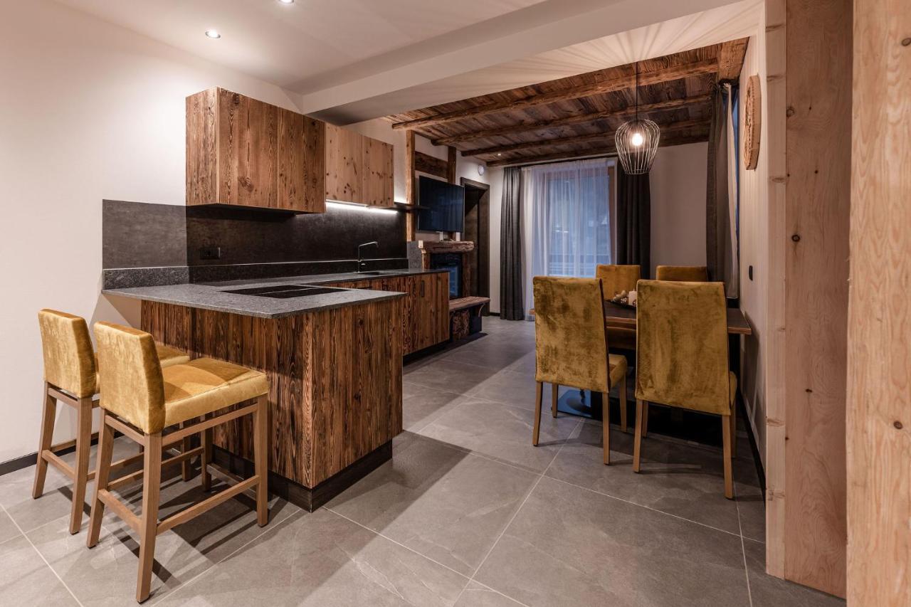 Nidaris - Luxury Private Spa Suites Malè Екстериор снимка